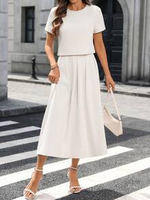 Ellevyn 女士圆领短袖杏色纯色珍珠装饰上衣搭配褶皱A字裙，优雅日常通勤两件套 - 杏色 - 查看 5