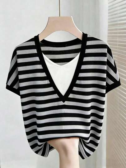 Franclia 女士新款V领短袖条纹装饰二合一宽松休闲上衣
