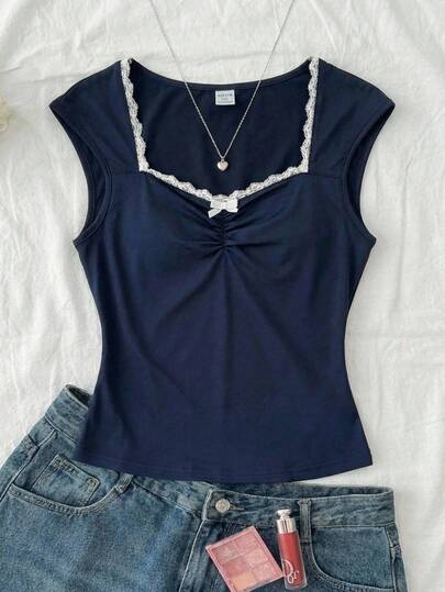 SHEIN Blusa corta de punto blanca con bordado de lentejuelas 3D, lazo y drapeado asimétrico, estilo minimalista casual, adecuada para primavera/verano, uso diario, para adolescentes