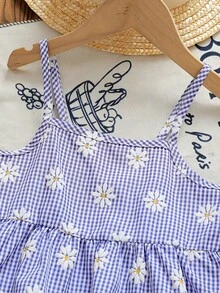 SHEIN Vintaside Kids 女童藍色格紋櫻桃雛菊印花細肩帶上衣與短褲2件套，復古格紋夏季女孩家庭度假套裝 - 藍色 - 查看 7