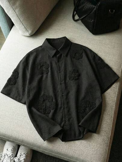 AXEPEAK Men's Fashion Simple 3D Floral Textured Solid Color Button-Down Short Sleeve Shirt