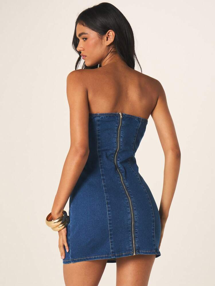 MISSGUIDED Fitted Denim Strapless Bandeau Mini Dress With Deep V-Neck Cut-Out Detail And Back Zipper Closure Perfect For Summer Parties