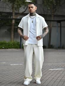 Devon Thys 2 件男士休闲 V 领短袖梭织衬衫和裤子亚麻套装，夏季、复古、舒适服装 - 杏色 - 查看 4