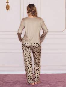 SweetSlumber Leopard Print Heart Pattern Women's Crew Neck Long Sleeve Top And Pants Pajama Set Leopard Print Pajamas For Women Animal Print Pajama Set Leopard Print Pjs Brown Pajamas Sets For Women Cheetah Print Pajamas 2 Pieces Women's Pajamas Sets Winter Pj Set For Women Loungewear Sets For Women Winter Two Pieces For Ladies Pijama Party Set For Ladies Pyjamas Set Women Two Pieces Pajamas Set For Woman Sleepwear For Women Set - Multicolor - View 2