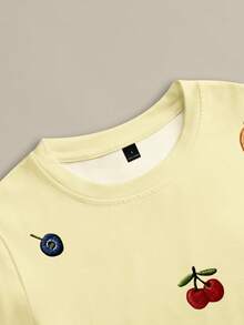 Resyla 女士水果刺绣圆领短袖上衣和条纹印花裤休闲两件套 - 淡黃色 - 查看 3