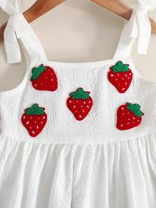 SHEIN Vestito casual da ragazza per vacanze, con spalline a spaghetti, decorazione 3D a fragole e fiori - Albicocca - Visualizzare 3