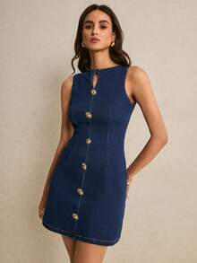 Poéselle Đầm denim nữ mới, eo ôm, cổ tròn, họa tiết mặt trời ánh kim, đầm denim không tay dáng casual, màu xanh đậm. Quần áo mùa hè, đầm xuân, trang phục lễ hội cho nữ, trang phục ngày của mẹ, đầm dự tiệc, đầm đi biển, đầm dự đám cưới, đầm thanh lịch, trang phục đi xem hòa nhạc đồng quê, trang phục công sở cho nữ, đầm thanh lịch, đầm nữ, đầm Zanea, đầm không tay, đầm cài nút, đầm nữ, đầm casual, đầm mùa hè, đầm ngắn. - Rửa tối - Xem 7