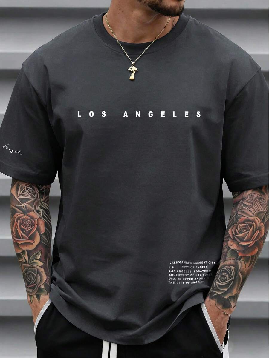 Manfinity Homme Áo thun nam cỡ lớn in họa tiết, cổ tròn, tay ngắn - Màu xám đen - Xem 1