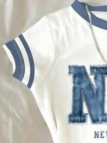 1 pieza Camiseta de manga corta, ajustada, de cuello redondo, con estampado de NYC y letras, de poliéster, con ribete de color contrastante. Camiseta adorable para niña preadolescente - Multicolor - Ver 6