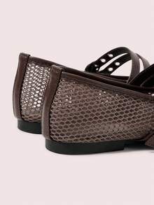 CUCCOO DOLLMOD Zapatos planos de mujer con puntera redonda, malla, lazo y ojetes metálicos, de dos correas, casuales, para ir y venir, básicos, para vacaciones - Marrón - Ver 9