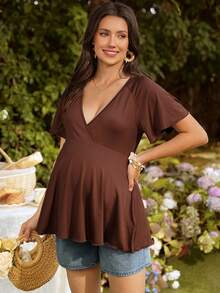 SHEIN Camiseta casual de maternidad con cuello en V y mangas con volantes de unicolor para mujeres - Marrón - Ver 5
