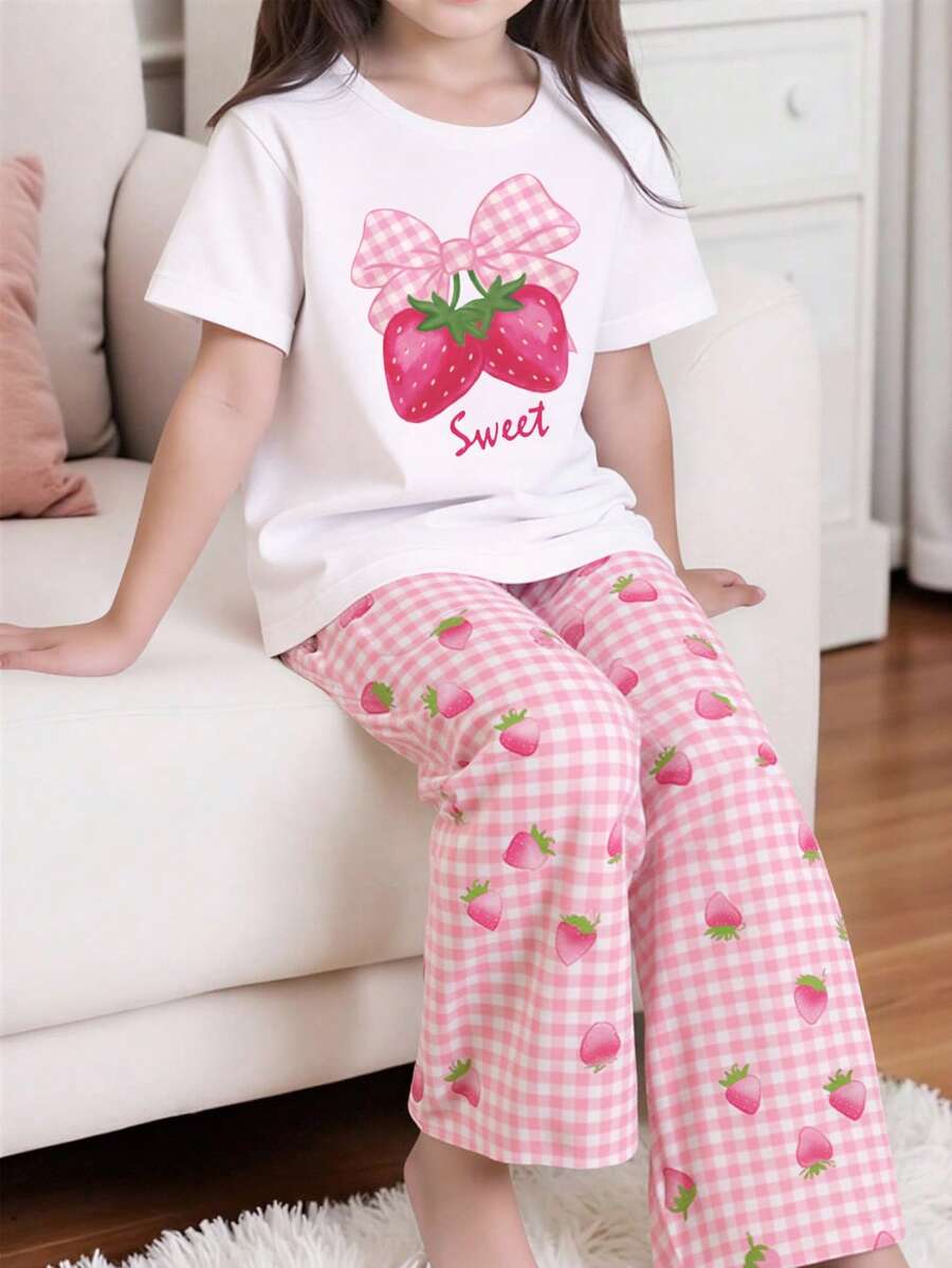 SHEIN 少女睡衣套装，时尚优雅的蝴蝶结草莓印花上衣搭配格子草莓印花长裤，短袖长裤两件套睡衣 - 粉色 - 查看 1