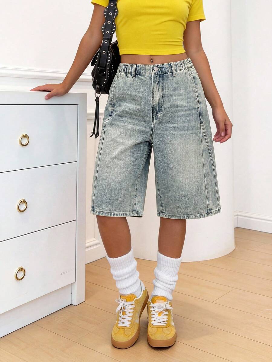 SHEIN Quần short Bermuda denim dáng thường ngày, phong cách đường phố, preppy, màu xanh nhạt, họa tiết chữ thập Gothic, dành cho bé gái tuổi teen, cạp chun, cài nút. - Màu xanh lam - Xem 1