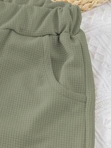 SHEIN Vintaside Kids 2件套男童夏季时尚Polo领短袖衬衫和休闲户外运动短裤套装 - 墨綠色 - 查看 4