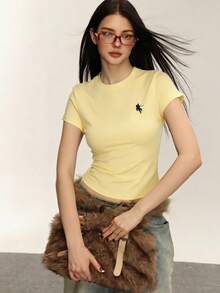 Rina Fox Women's Casual Everyday Commute Simple Versatile Knight Embroidery Short Sleeve T-Shirt, Summer - Yellow - View 5