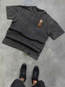 Manfinity LEGND Men's Washed Cotton T-Shirt With Music Box Person Graphic - Black - View 2