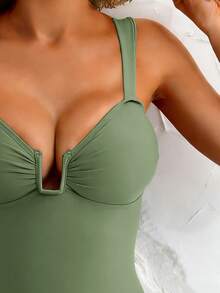SHEIN Swim Traje de baño de una pieza sexy de corte alto de unicolor para vacaciones en la playa - Verde - Ver 4