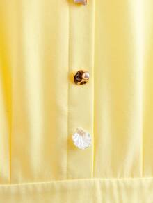 Lyxana Blusa elegante y romántica de verano para mujer, de cuello redondo sin mangas, con cintura anudada, cuello medio abierto, botones de perla, recogida en línea A, de color crema amarillento - Amarillo claro - Ver 5