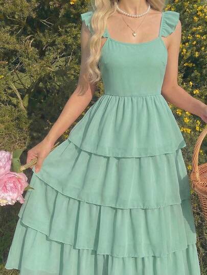 SHEIN Big Girl A-Line Square-Neck Chiffon Dress With Playful Spaghetti Straps And Ruffled Details, Paired With A Unique Tiered Cake Skirt That Exudes Princess Charm. A Beautiful And Elegant Party Dress For Little Girls - Truly A Stunning Cake-Style Dress!