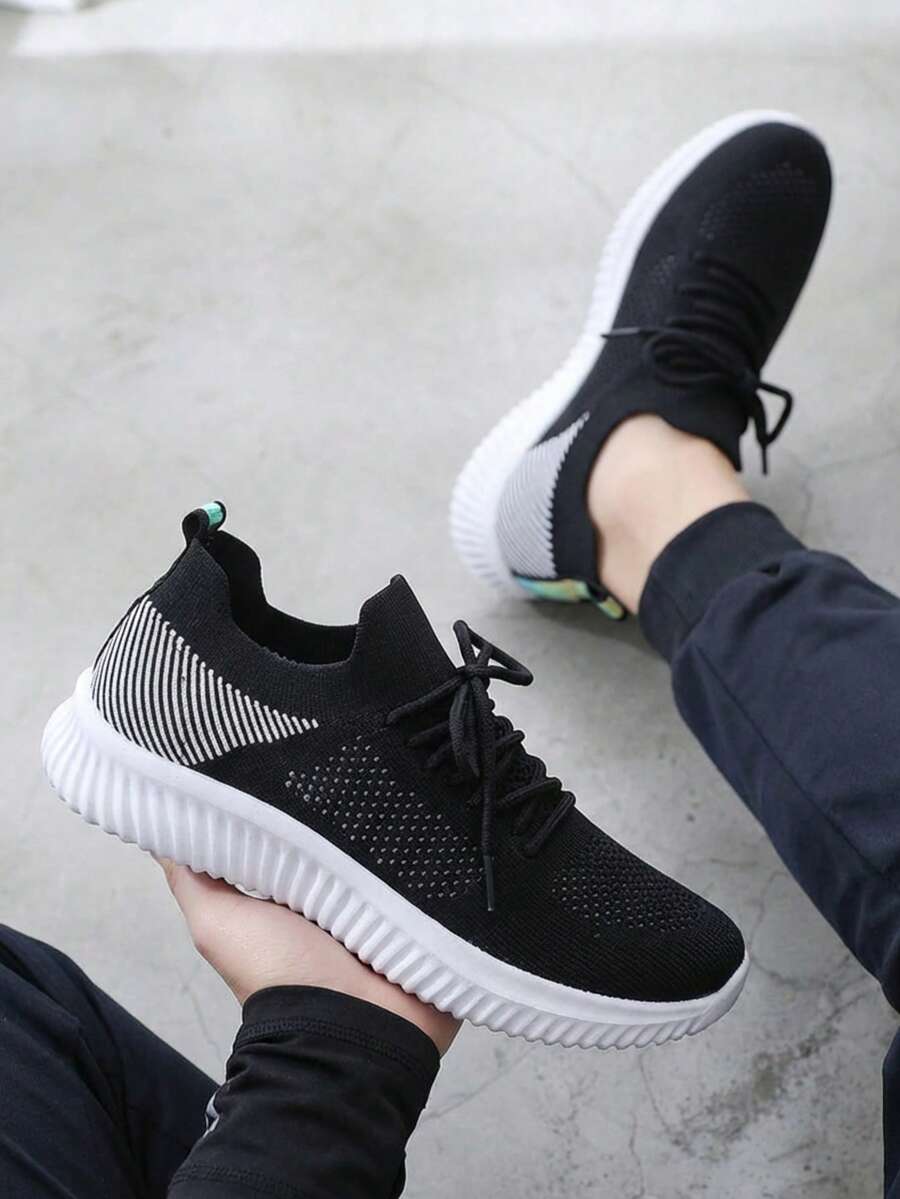 Tenis Deportivos para Mujer Ligeros Transpirables Tipo Running con Suela Chunky Antiderrapante - negro - Ver 1