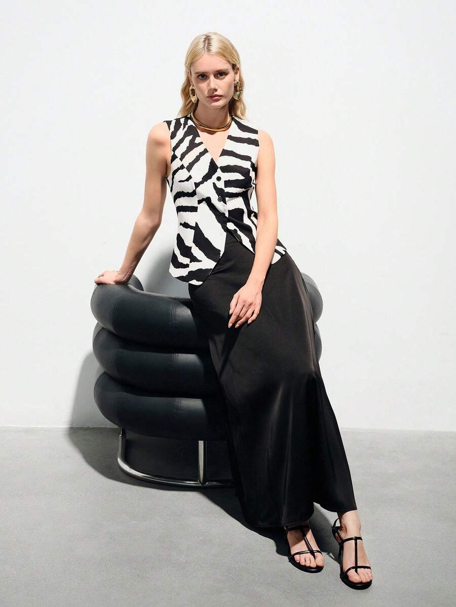 Aveloria Modichic 斑马纹V领无袖修身背心搭配纯黑色缎面中长裙，女士套装，优雅办公休闲百搭动物纹两件套 - 彩色 - 查看 1
