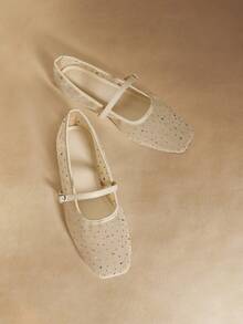 Rosivie Women's Buckle Design Square Toe Fashionable Flat Shoes - Apricot - View 1