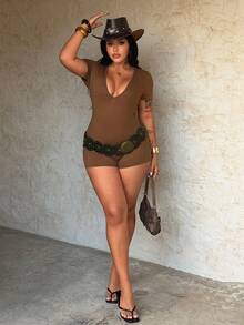 Rustia Plus Size Women's V-Neck Deep V Jumpsuit Shorts, Casual Basic Jumpsuit For Home & Outdoor, Minimalist Sexy Jumpsuit, Spring/Summer - Brown - View 5
