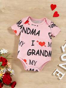 女婴粉色全幅数码印花“我爱奶奶”英文字母连体衣，可爱爱心设计，日常穿着舒适 - 白色 - 查看 3