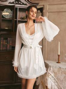 Côtesoire 法式优雅婚礼季时尚白色性感深V领吊带背心撞色蕾丝睡袍和网纱蕾丝边饰睡袍两件套睡衣套装，女士 - 白色 - 查看 3