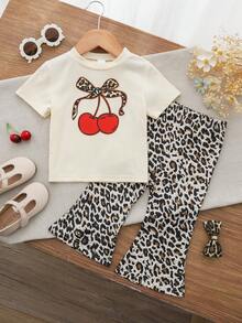 SHEIN 女婴动物纹宽松套头衫和喇叭裤套装 - 杏色 - 查看 1