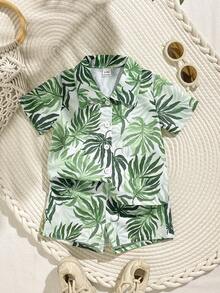 SHEIN Playful Pals 2件套幼儿男童度假绿色热带植物图案短袖衬衫+松紧腰短裤套装，童装。幼儿服装，幼儿衬衫，幼儿短裤，婴儿套装，6个月-3岁 - 綠色 - 查看 7