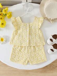 SHEIN Playful Pals 2件套女婴0-3岁春夏优雅甜美3D立体花卉提花领衬衫短裤两件套 - 黃色 - 查看 2