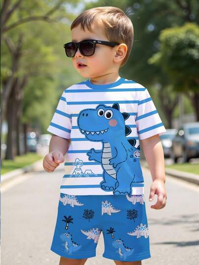 一套男婴可爱蓝白条纹恐龙印花短袖短裤套装，无绒内衬，适合日常玩耍，春夏可爱之选