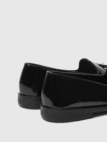 Sleekvia 女士圆头平底黑色镜面流苏经典简约乐福鞋，适合日常通勤、户外购物和工作穿着，舒适百搭。 - 黑色 - 查看 7