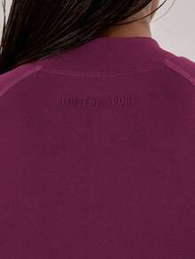 Musera Sport 缝线细节短款长袖全拉链上衣外套，适合板式网球、网球、匹克球等运动，秋冬季健身穿着。 - 中紫紅色 - 查看 5