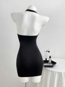 Elamini Women's Black Minimalist Casual Sexy Draped Neck Lace Trim Fitted Mini Dress Black Club Dress Sexy Black Dress For Women Black Cut Out Dress Criss Cross Dress Black Vacation Dress - Black - View 2