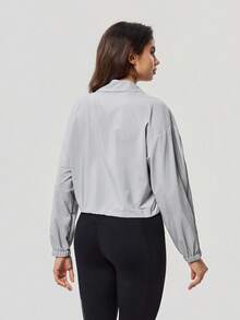 OutZeal 女士防水防紫外线反光条抽绳下摆户外防晒夹克日常休闲 - 淺灰色 - 查看 7