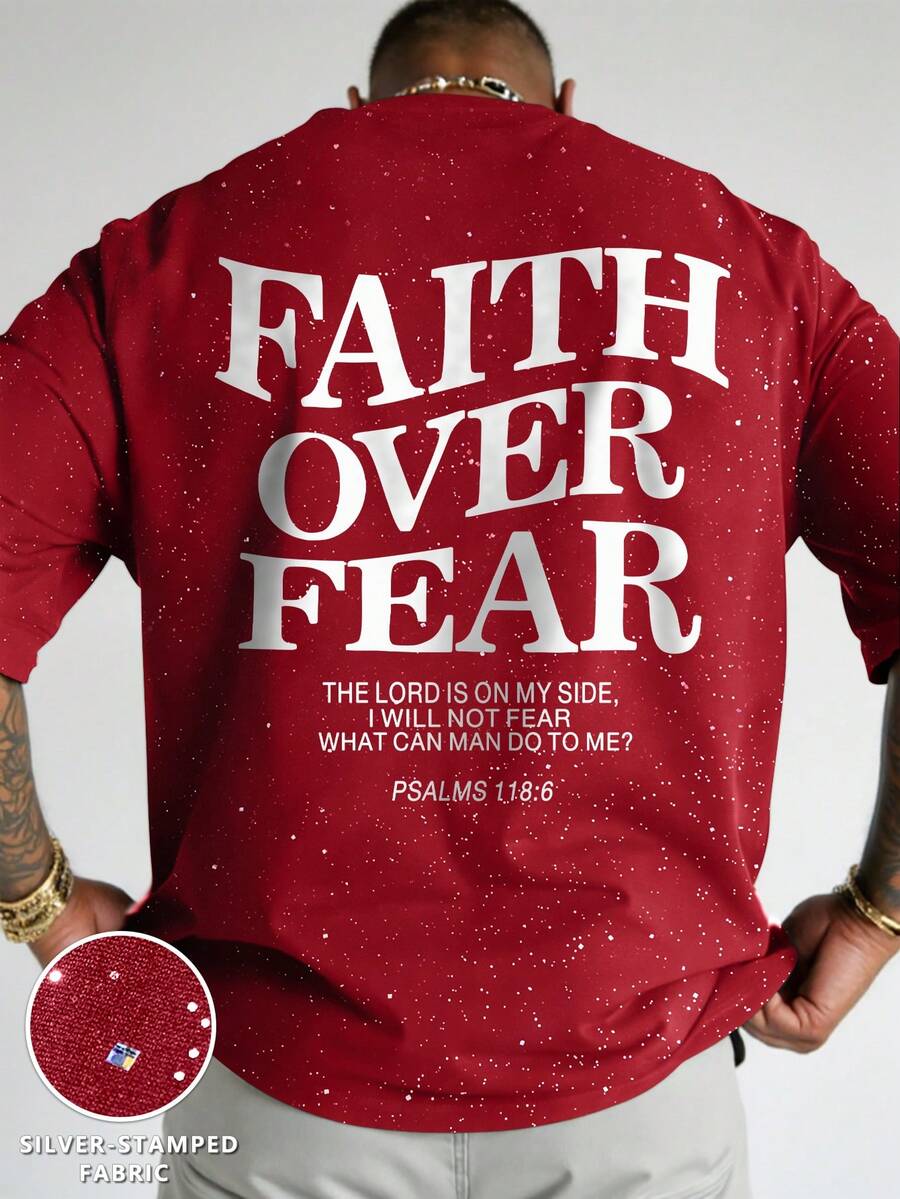 Manfinity EMRG Áo thun tay ngắn cổ tròn in chữ nhũ bạc, kiểu dáng thường ngày, thích hợp cho mùa hè. - Màu Đỏ Sâu - Xem 1