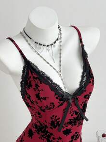 Elamini 女士蕾丝植绒V领吊带休闲连衣裙，适合度假、春夏穿着 - 酒紅色 - 查看 1