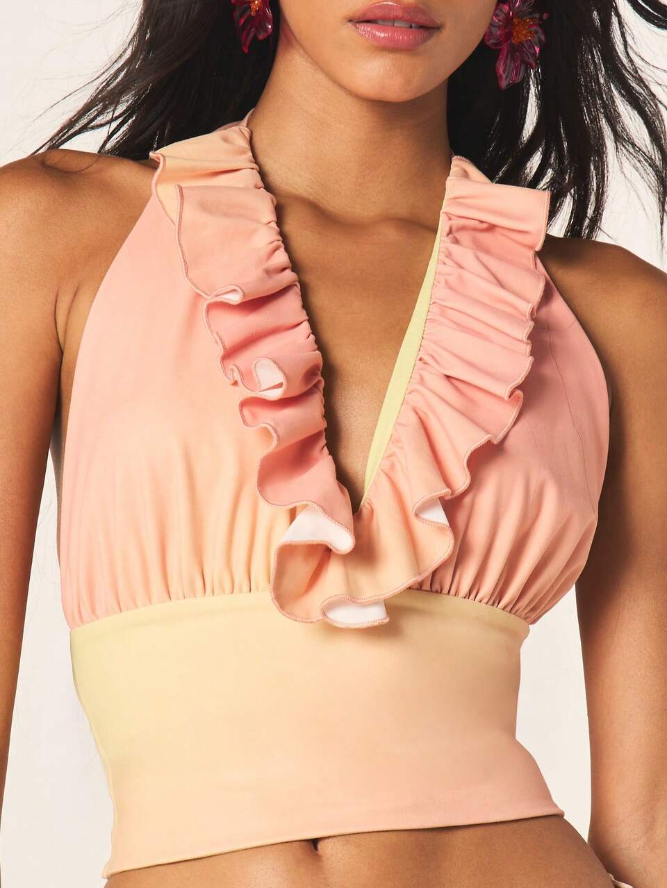 MISSGUIDED Halter Ruffle Ombre Silk Crop Top With Deep V-Neck And Tie Back Detail For Summer