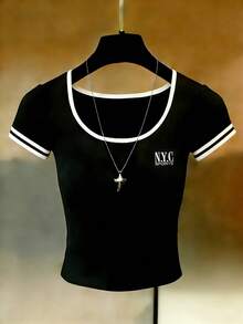 Franclia 新款高品质刺绣修身短款T恤，常规版型，饰有刺绣花卉图案 - 黑色 - 查看 4