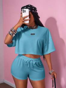 Slaydiva 新款夏季休闲运动街头风复古学院风黑色标签装饰圆领短袖T恤+超短裤运动白色毛衣套装超宽松两件套，加大码露脐短上衣套装两件套短款套装居家办公休闲服女装运动套装 - 藍色 - 查看 6