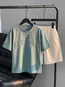 SHEIN Little Byeori 男童简约廓形绿色压纹短袖T恤，休闲舒适，时尚百搭，面料柔软，适合日常穿着、上学、郊游、户外活动，春夏皆宜。 - 綠色 - 查看 5