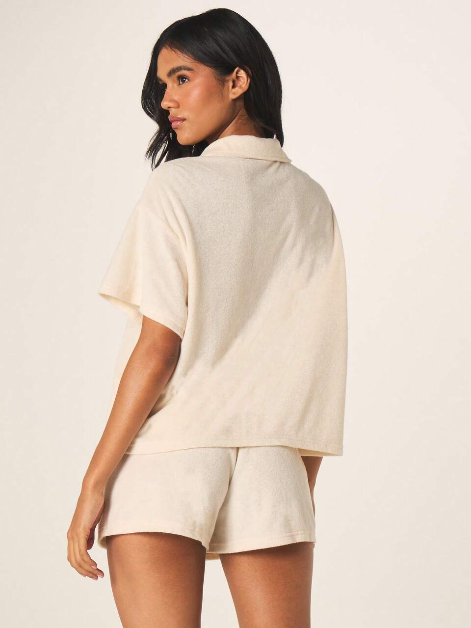 MISSGUIDED Women's Towelling Co Ord Set Oversized Basic Sexy Polo Shirt And Relaxed Shorts Two Piece Loungewear Casual Summer Outfit Golf White