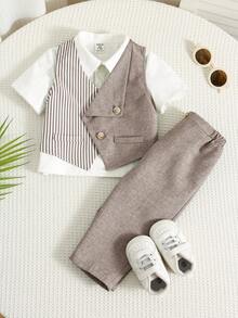 SHEIN 1 bộ đồ bé trai mùa xuân/hè thời trang dễ thương, áo vest sọc xanh phối màu và quần dài, trang phục quý ông trang trọng, phù hợp cho kỳ nghỉ, đám cưới, đầy tháng, lễ rửa tội, tiệc sinh nhật 1 tuổi, tiệc mừng em bé sắp chào đời, thanh lịch, khách mời đám cưới, phù rể nhí, cậu bé cầm nhẫn, đám cưới, lễ Phục sinh - Màu Khaki - Xem 4