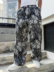 Manfinity Homme 男士街头风运动休闲裤，采用INS风格高街字母印花设计，非常适合波士顿周末短途旅行、音乐节、夏威夷海滩度假以及日常休闲穿着，秋季必备。 - 黑色 - 查看 4