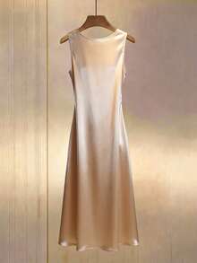 GlowEve Abito elegante senza maniche a linea A, con collo drappeggiato, vita arricciata, in tessuto liscio di colore champagne, adatto per compleanni, appuntamenti, feste, San Valentino, Festa del Lavoro, Pasqua, ritorno a scuola, lavoro, viaggi, estate - Champagne - Visualizzare 2