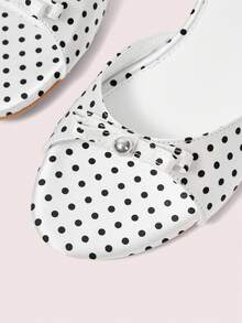 CUCCOO DOLLMOD Sandalias planas cómodas con lunares blancos para damas, sandalias planas de estilo dulce con lazo - Blanco - Ver 8