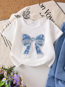 Genkimix Kids 两件套女童针织白色短袖T恤和蓝色针织亮片蝴蝶结工装裤，时尚夏季套装 - 白色 - 查看 7