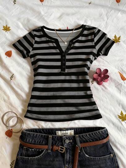 Glimmora Striped Digital Print Fashionable Minimalist V-Neck Short Sleeve T-Shirt, Gift For Friends